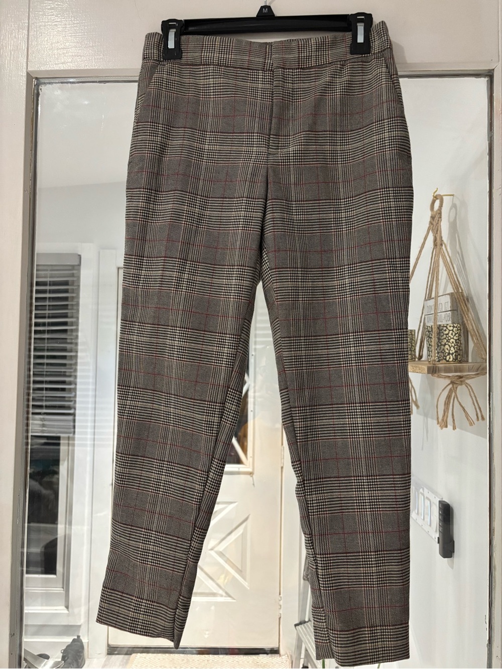 Zara Women’s Plaid Dress Pants in Black with Red Windowpane